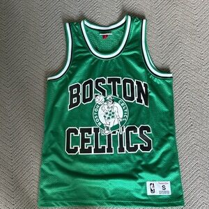 Mitchell & Ness Boston Celtics Green Jersey brand new